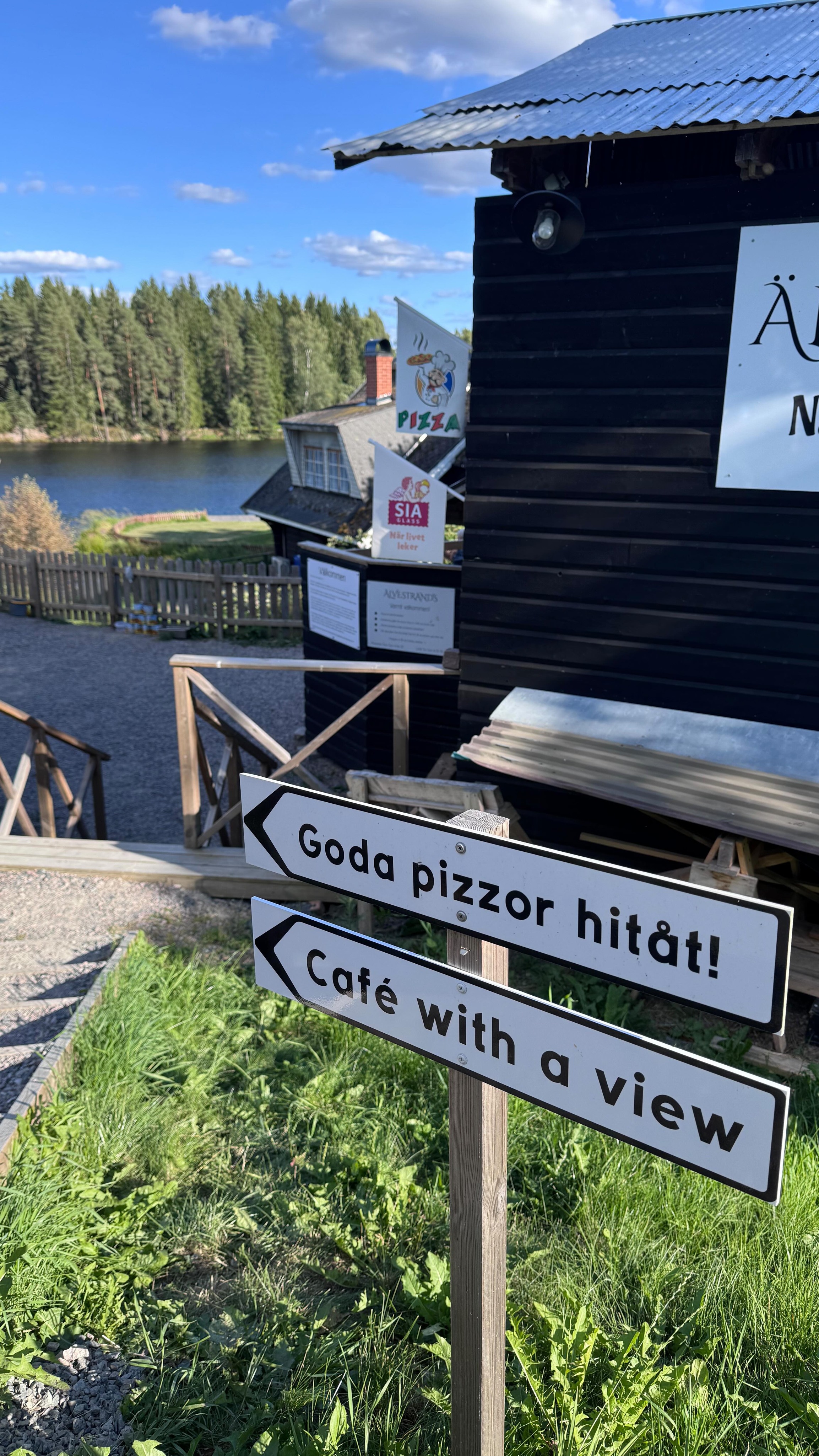 En supermysig liten besökspärla vid Dalälven, väl värd ett besök 🍕