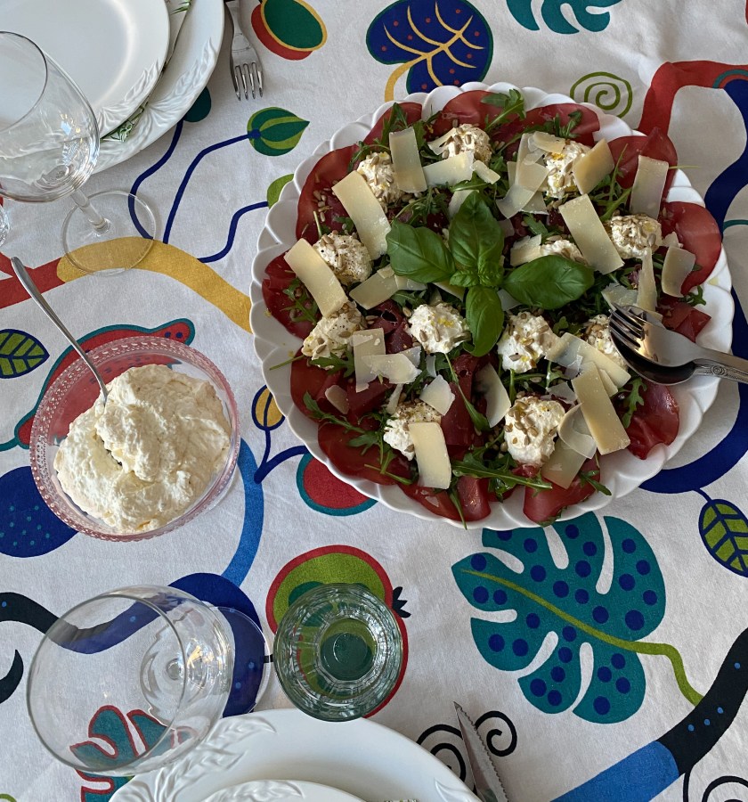 Breasola med parmesan- och tryffelkräm
