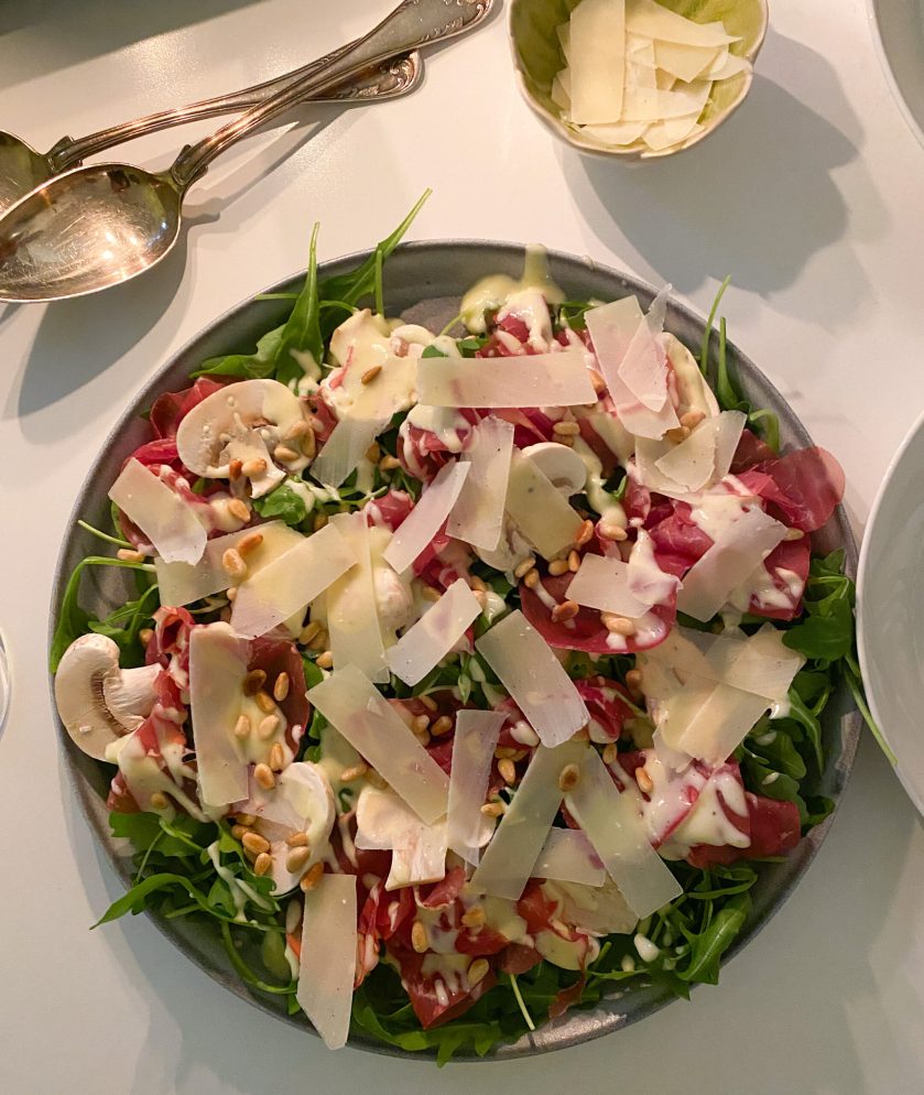 Breasolasallad med tryffeldressing
