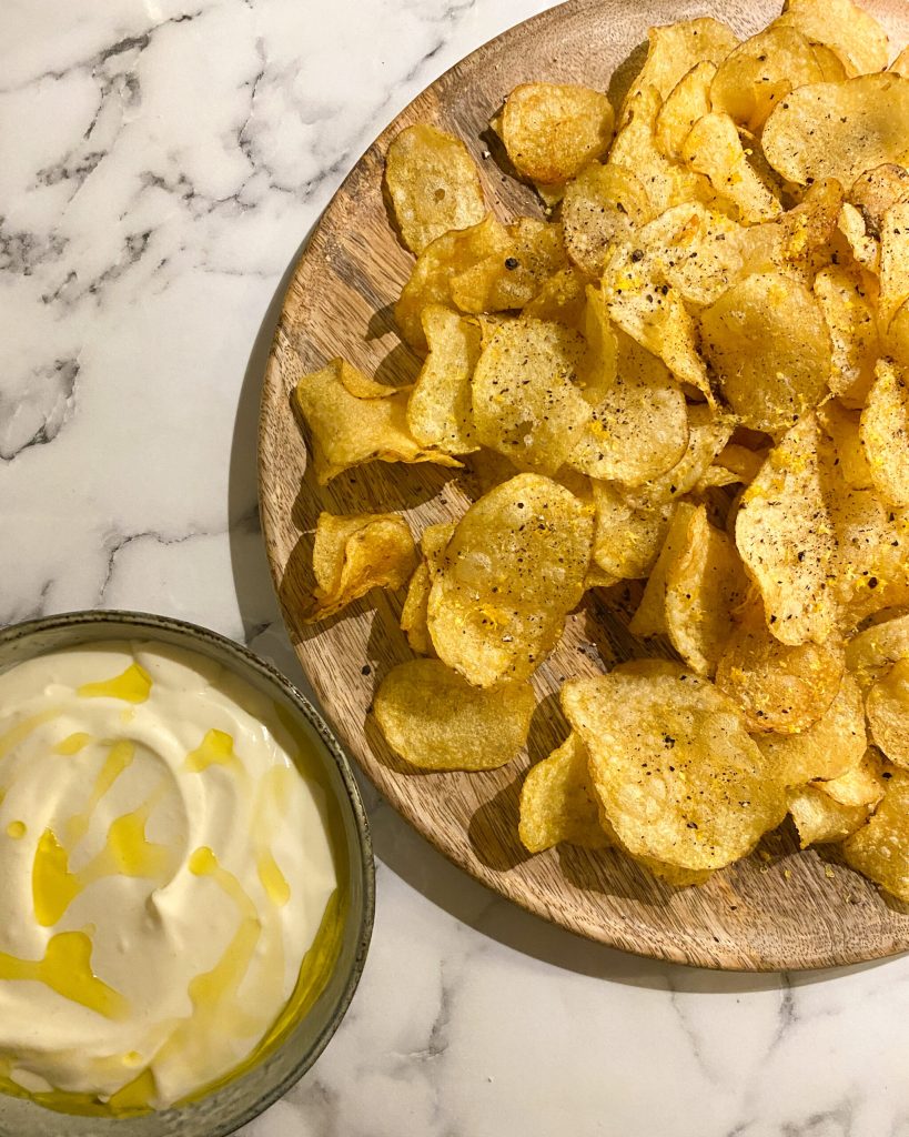 Chips och dipp med tabasco