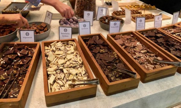 Efterrättsbuffé Högbo Brukshotell