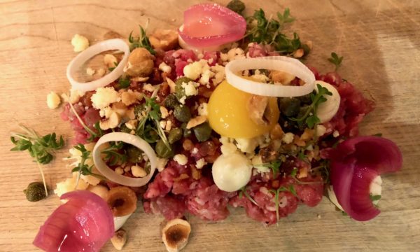 Förrätt råbiff - Högbo Brukshotell