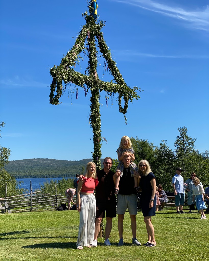 Midsommar i Rö