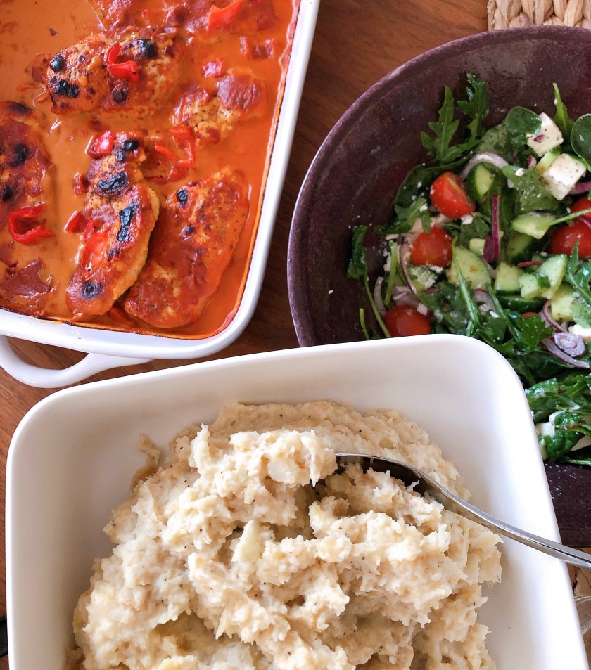 Ketchupkyckling med rotsellerimos
