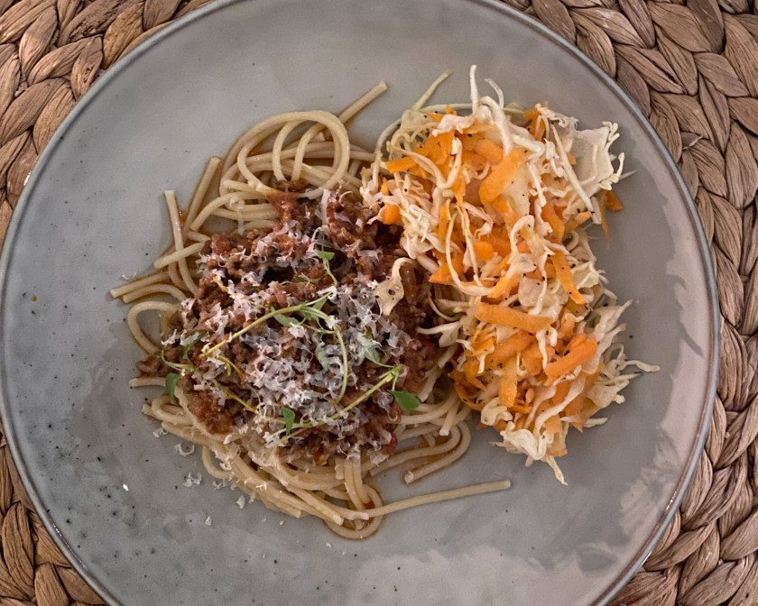 Köttfärssås och spagetti