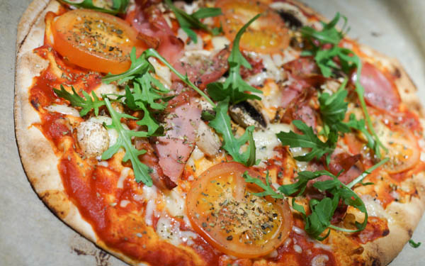 Världens enklaste pizza, pizzabotten av libabröd - 