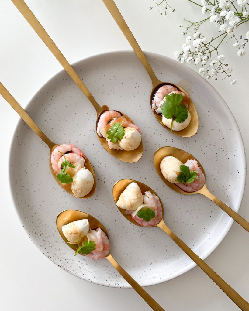 Räkskedar med minimozzarella